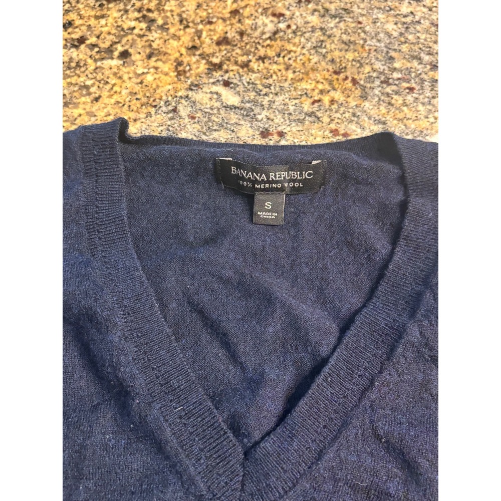 Banana‎ Republic Merino Wool V-Neck Sweater Soft Knit Pullover Small
